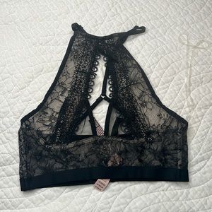 NWT Victoria secret black lace bralette